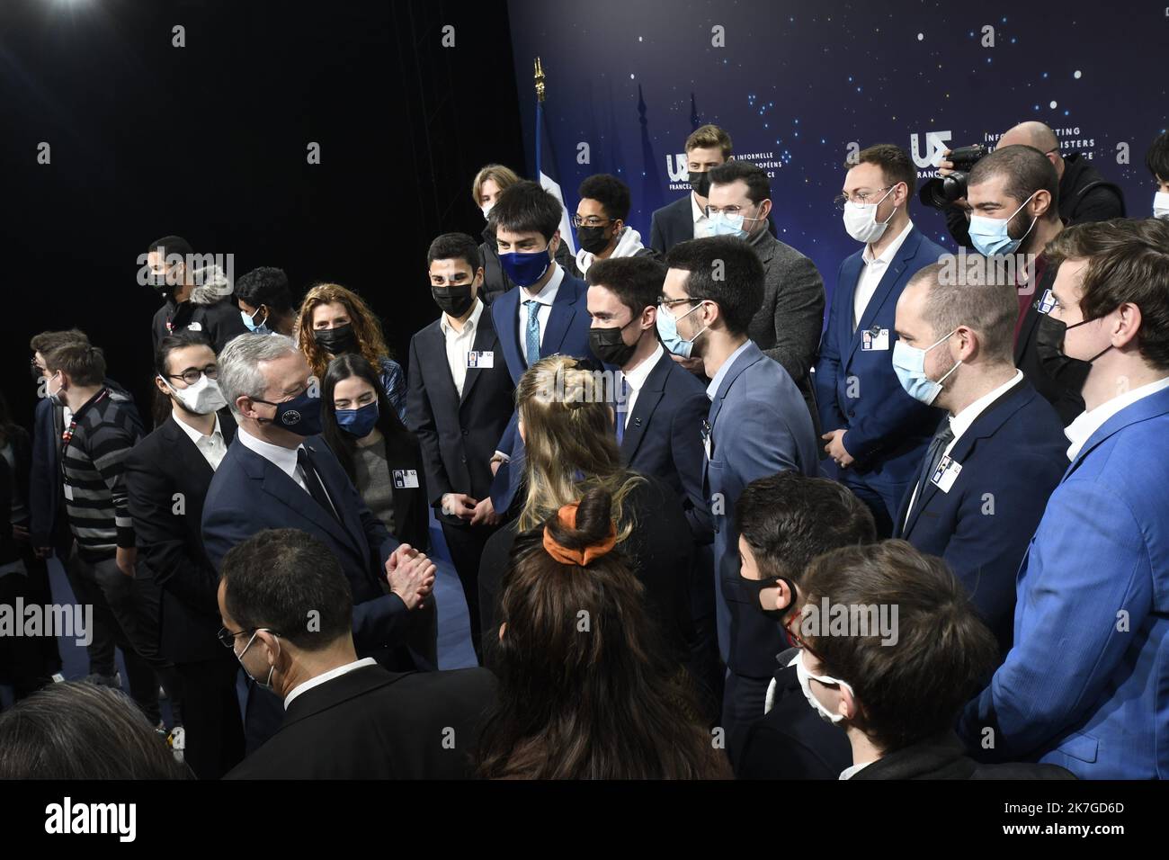 ©PHOTOPQR/LA DEPECHE DU MIDI/MICHEL VIALA ; TOULOUSE ; 16/02/2022 ; DDM MICHEL VIALA AU CENTRE DE CONGRÈS PIERRE BAUDIS BRUNO LEMAIRE OUVRE LE SOMMET SPATIAL EUROPEEEN EN PRSENCE DES MINISTRES EUROPÉENS CHARGES DE L'ESPACE IL RENCONTRE DES ETUDIANTS EN AERONAUQUE SOMMET SPATIAL À TOULOUSE, LE 16 FÉVRIER 2022 Banque D'Images