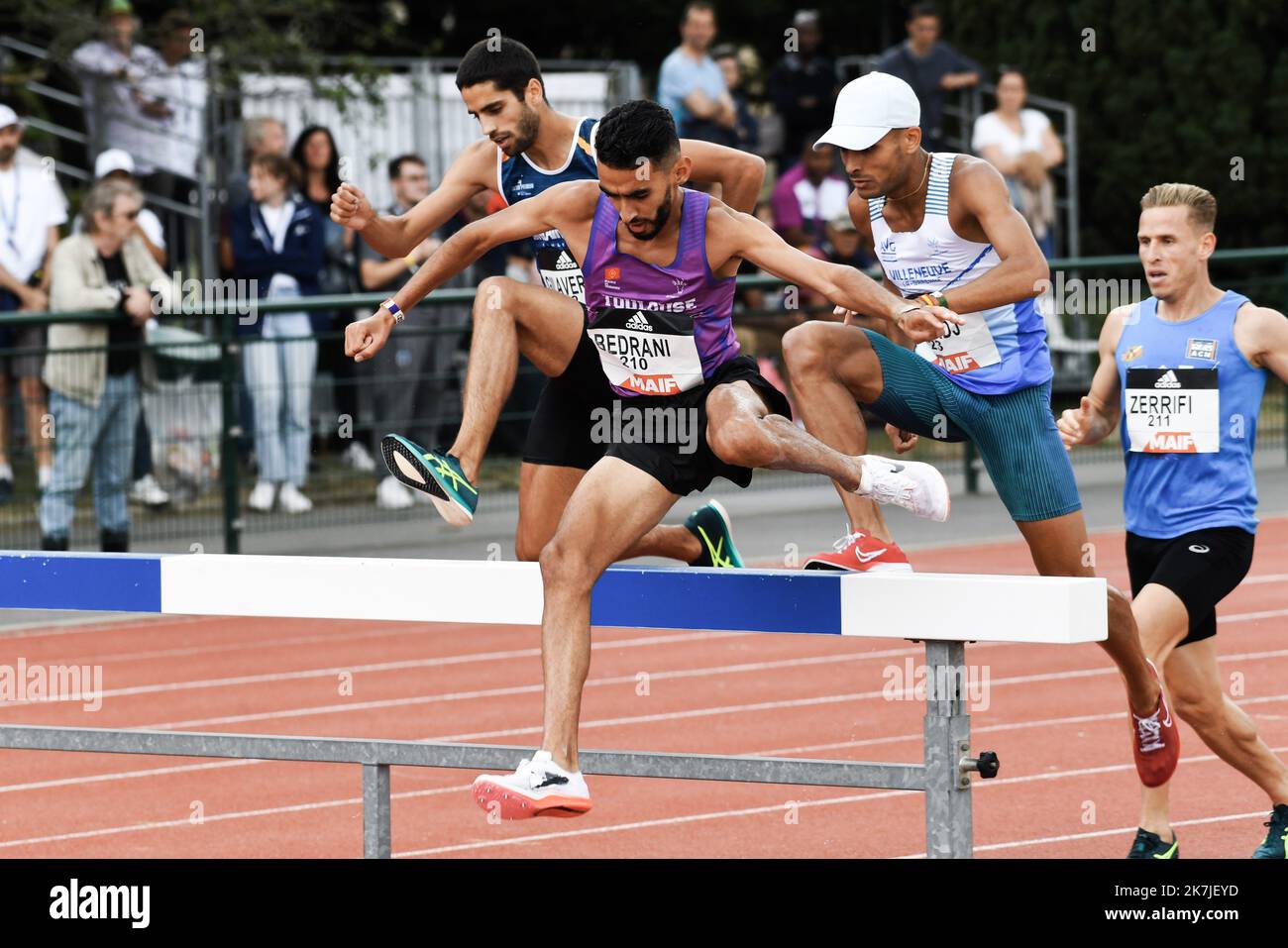 ©PHOTOPQR/Ouest FRANCE/Martin ROCHE / Ouest-FRANCE ; Caen ; 26/06/2022 ; ce manche 26 juin 2022 , le championnat de France élite d'athlétisme à CAEN le 3000 steeple photographe : Martin ROCHE - le Championnat d'athlétisme élite français de CAEN Banque D'Images