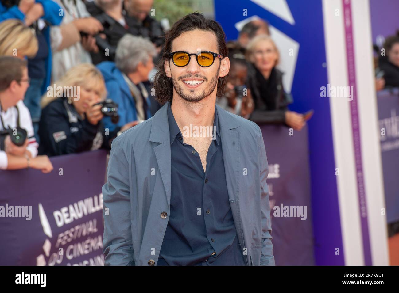 ©PHOTOPQR/OUEST FRANCE/Martin ROCHE / OUEST-FRANCE ; deauville ; 08/09/2022 ; ce jeudi 8 septembre 2022 , la 48? édition du Festival du cinéma américain de Deauville 2022 Augustus Meleo Bernstein photographe Martin ROCHE - 48th festival du film américain à Deauville, France, le 8th 2022 sept Banque D'Images