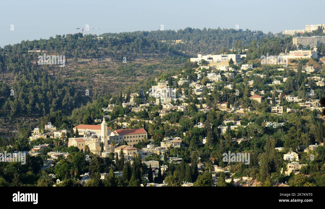 Une vue sur le village d'Ein-Kerem près de Jérusalem, Israël. Banque D'Images