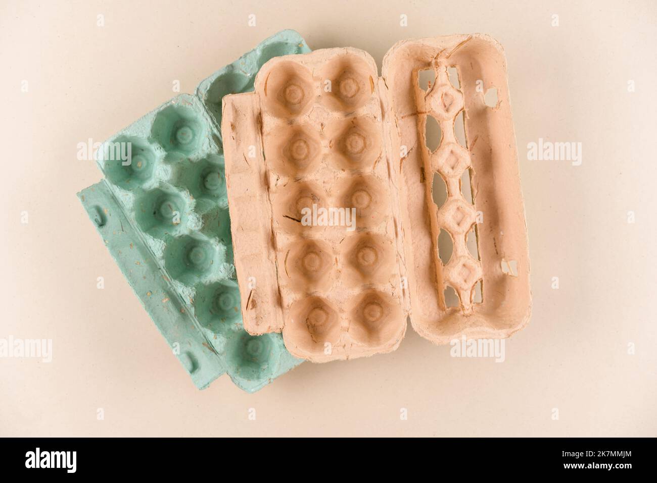Lot De 24 Boîtes à Œufs Colorées Pour 6 Œufs - Réutilisables Avec Autocollants