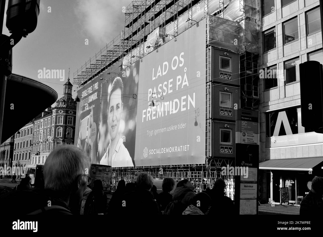Copenahgen /Danemark/18 octobre 2022/Denmarks Premier ministre Mme mette Frederiksen leader du parti social-démocrate et candidat au poste de Premier ministre et de panneau d'affichage pour la réélection dans la capitale danoise...(photo. Francis Joseph Dean/Dean photos. Banque D'Images