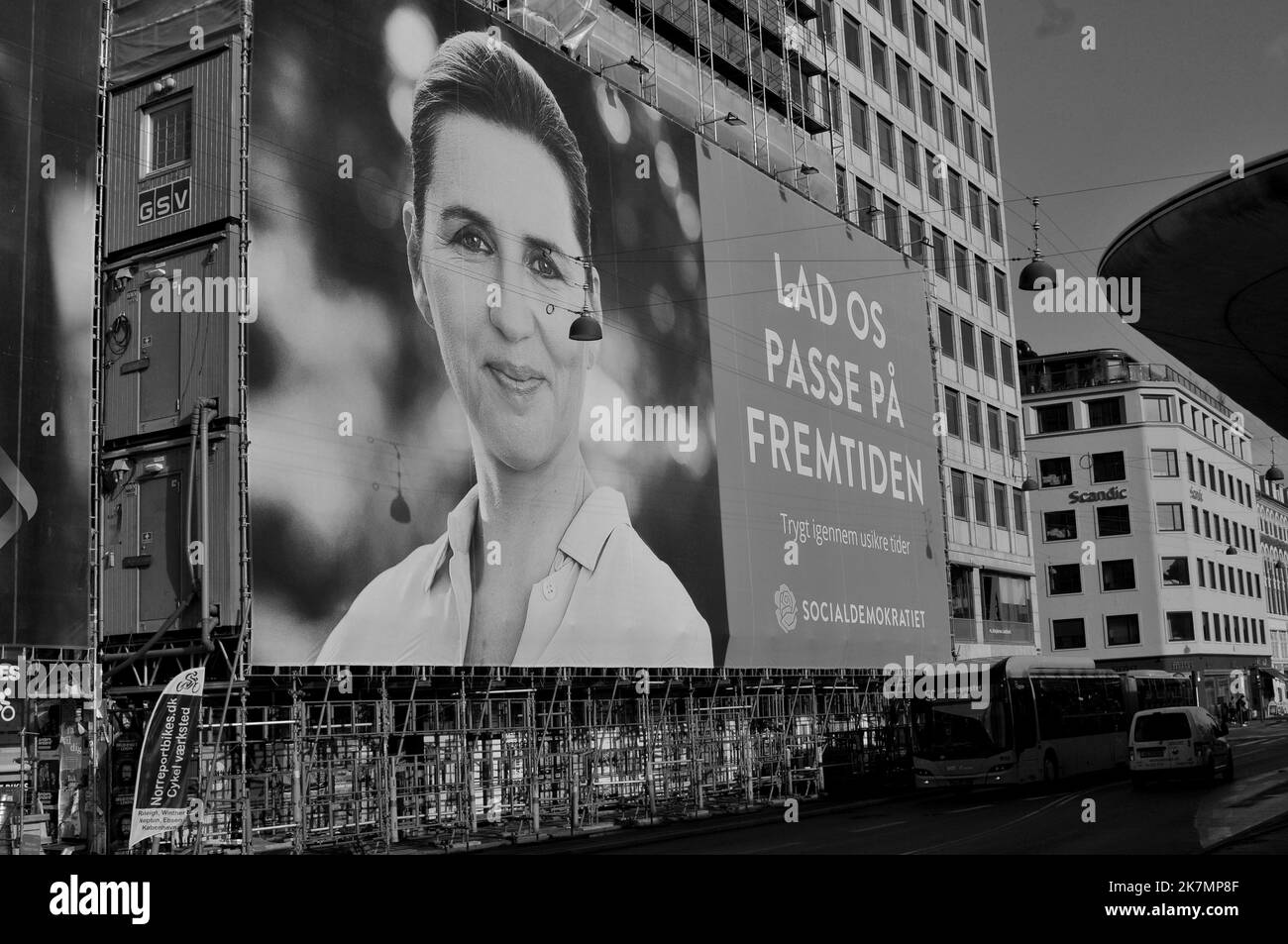 Copenahgen /Danemark/18 octobre 2022/Denmarks Premier ministre Mme mette Frederiksen leader du parti social-démocrate et candidat au poste de Premier ministre et de panneau d'affichage pour la réélection dans la capitale danoise...(photo. Francis Joseph Dean/Dean photos. Banque D'Images