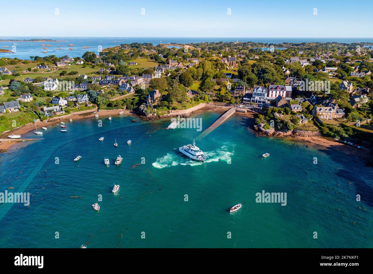 Ile de Brehat (île de Brehat), au large des côtes de Bretagne, nord-ouest de la France: Vue aérienne Banque D'Images