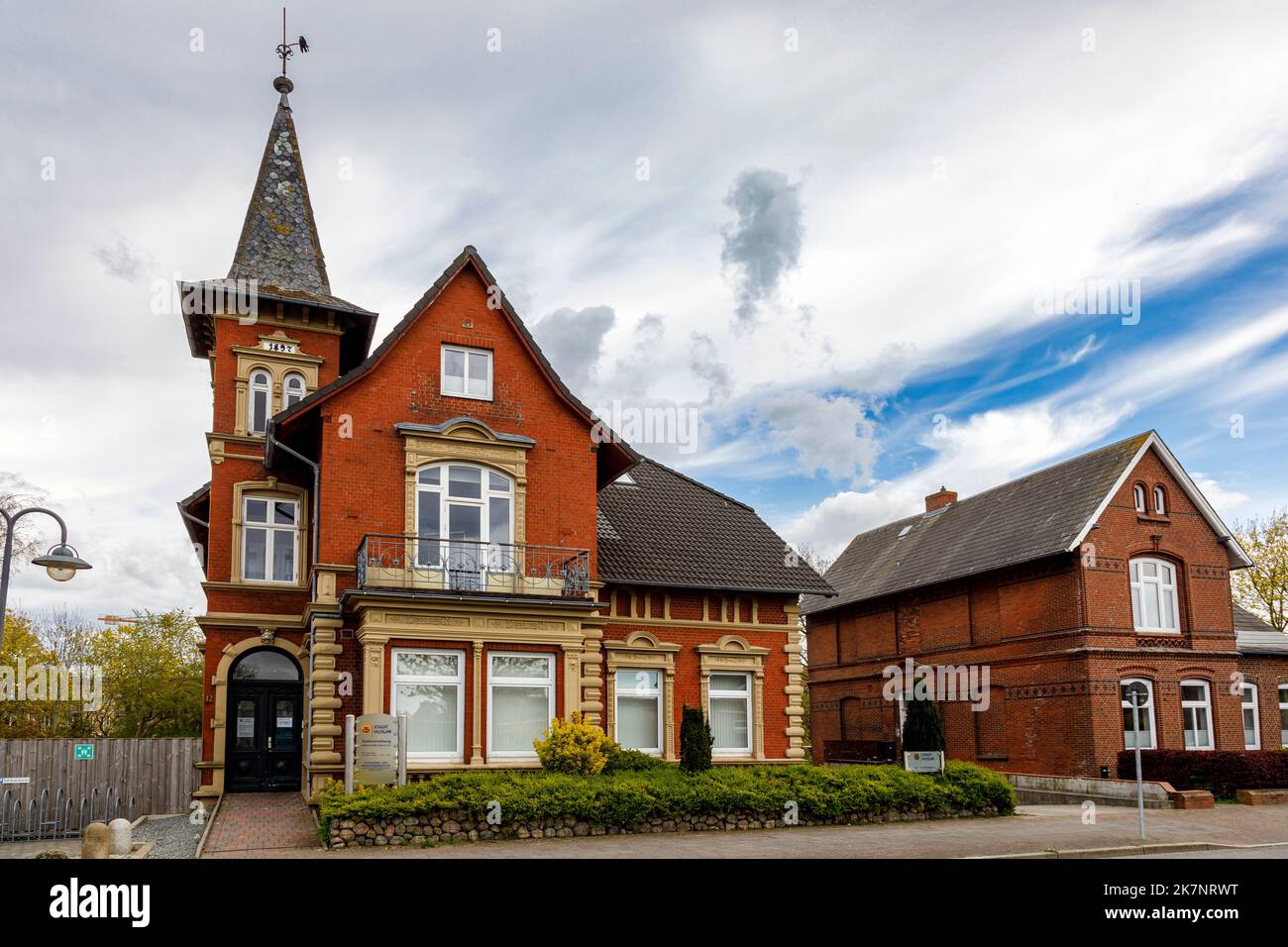 Villa historique, administration de la ville de Husum, succursale de Damm 12, conseil de dette, centre social, affaires de l'île et de Hallig Banque D'Images