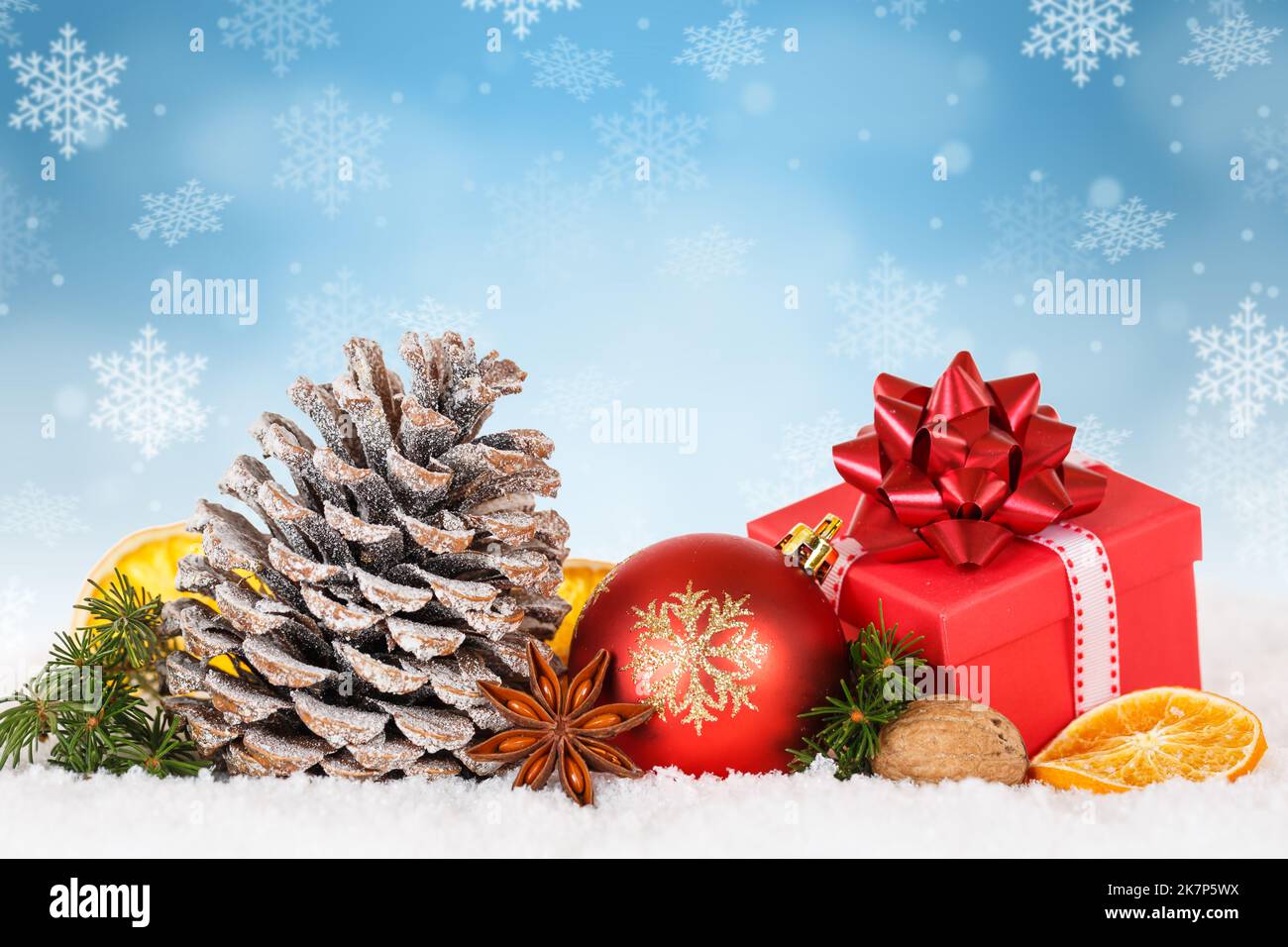 Carte de Noël décoration temps avec cadeau présent et copie d'espace d'imitation déco Banque D'Images