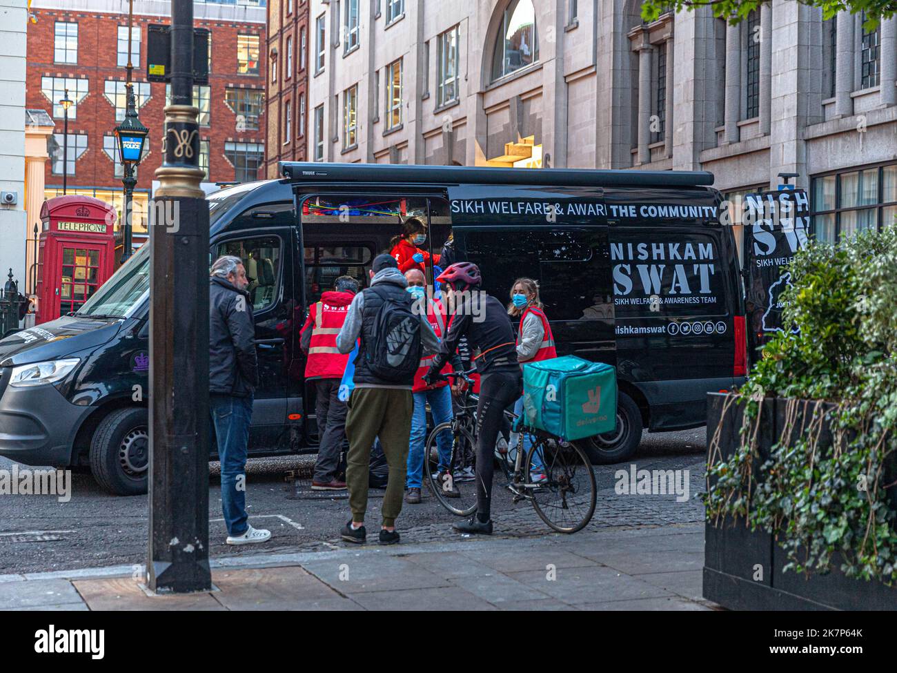 Nishkam Swat van, centre de Londres, Angleterre, Royaume-Uni. Banque D'Images