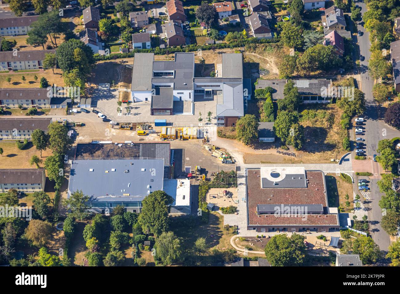 Luftbild, Grundschule Hagenschule Baustelle und Neubau Turnhalle, städt. Jardin d'enfants, Hagenviertel, Dinslaken, Ruhrgebiet, Nordrhein-Westfalen, Deut Banque D'Images