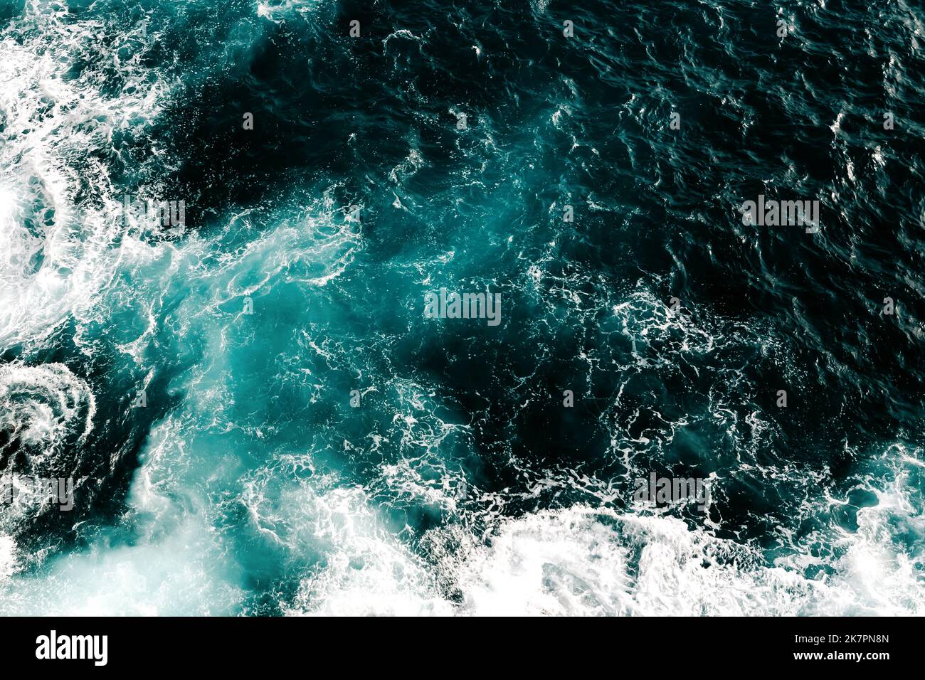 Fond d'eau de tempête, élément d'eau, Mer Adriatique, Dubrovnik, Croatie Banque D'Images