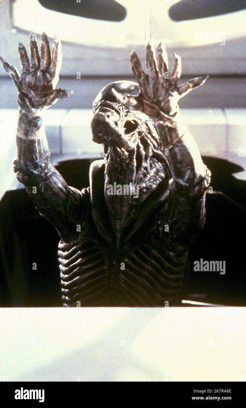 Alien film Alien (USA/UK 1979) réalisateur : Ridley Scott 25 mai 1979 **AVERTISSEMENT** cette photographie est réservée à un usage éditorial et est protégée par les droits d'auteur de 20TH CENTURY FOX et/ou du photographe désigné par The film or production Company et ne peut être reproduite que par des publications dans le cadre de la promotion du film ci-dessus. Un crédit obligatoire pour 20TH CENTURY FOX est requis. Le photographe doit également être crédité lorsqu'il est connu. Aucune utilisation commerciale ne peut être accordée sans autorisation écrite de The film Company. Banque D'Images