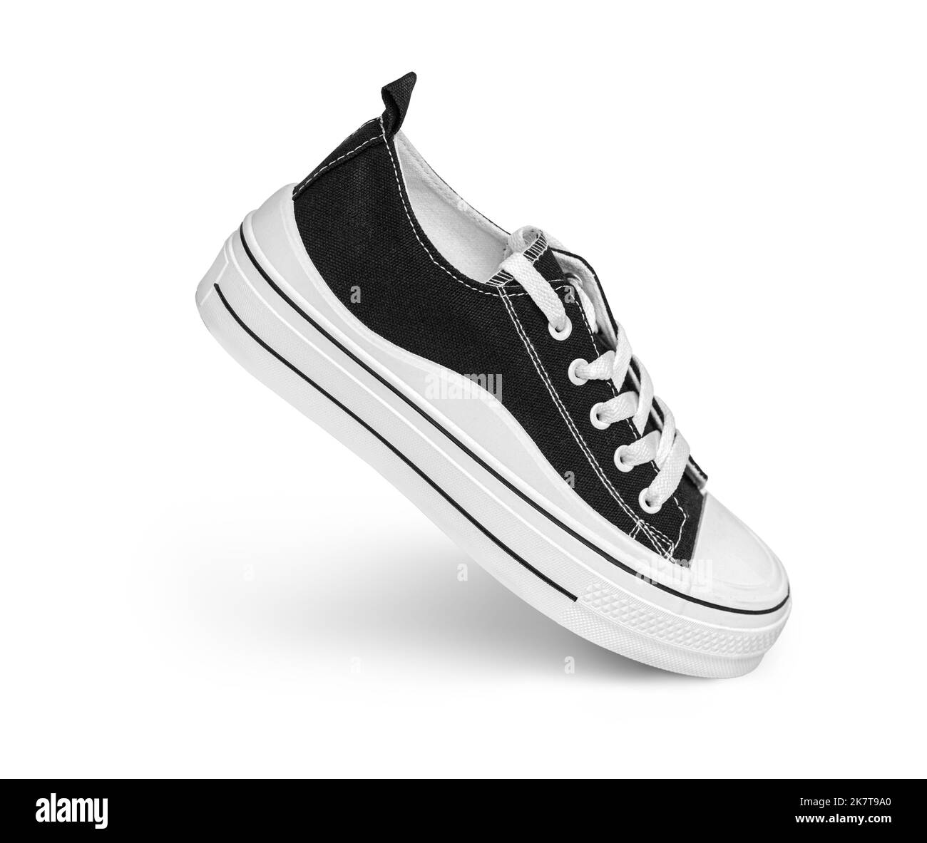 Sneakers classiques pour nouvelle école sur fond blanc avec passe-cheveux Banque D'Images