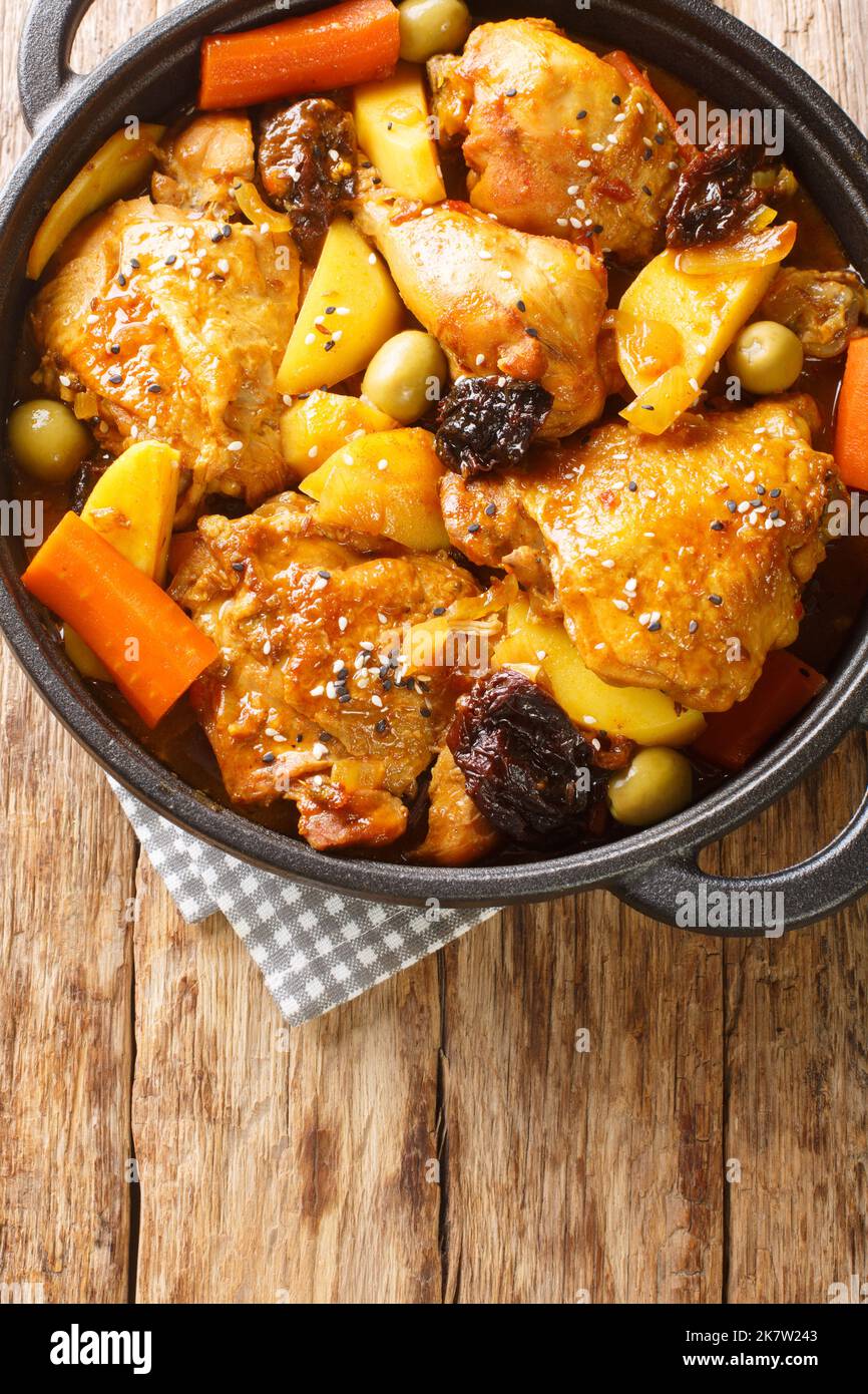 Gallo en chicha est un plat de poulet traditionnel populaire au Salvador, ainsi que dans d'autres pays d'Amérique centrale Banque D'Images