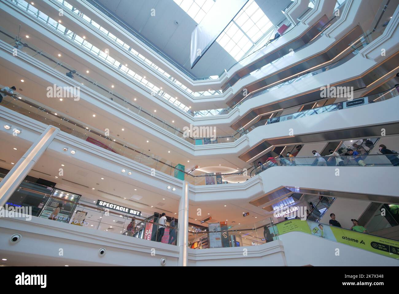 singapour 12 juin 2022. intérieur du centre commercial plaza singapore Banque D'Images