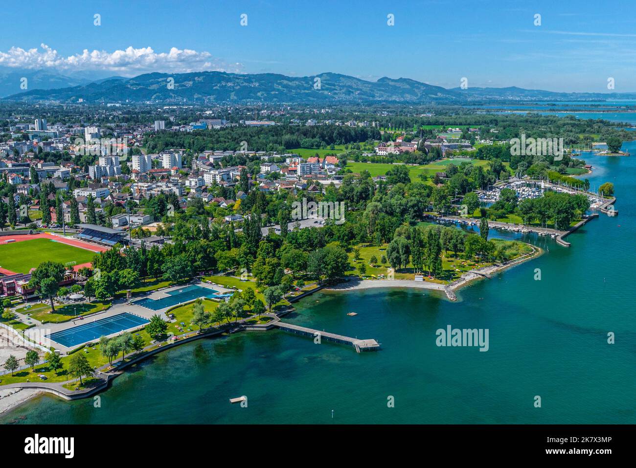 Belle vue sur la ville autrichienne de Bregenz sur le lac de Constance Banque D'Images