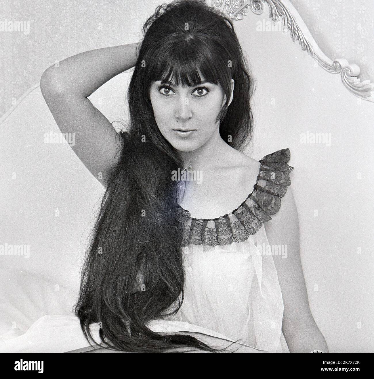 ANITA HARRIS chanteuse pop anglaise en septembre 1964. Photo : Tony Gale Banque D'Images