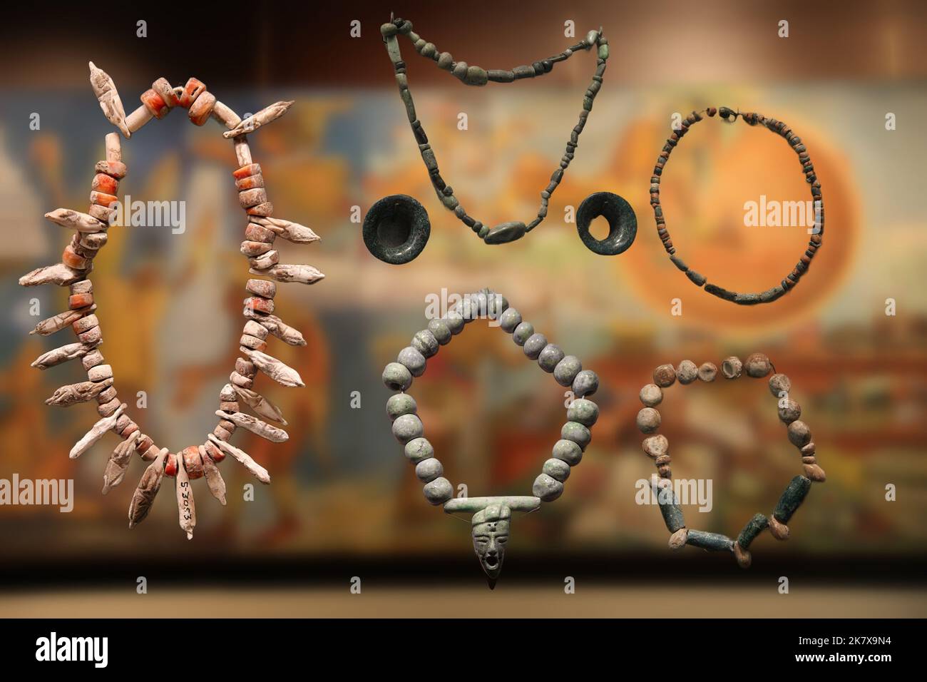 Mayan Art - quelques colliers typiques de l'artisanat maya Banque D'Images