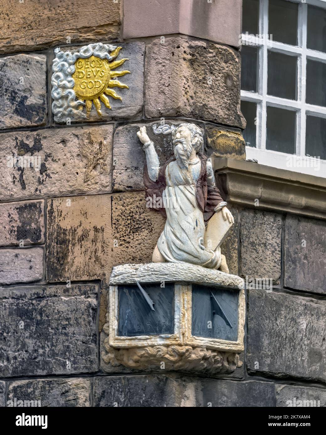 Sundial à l'angle de John KNOX House, Royal Mile, Édimbourg, Écosse, Royaume-Uni Banque D'Images