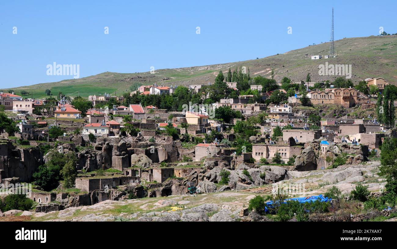 Il y a beaucoup de beautés naturelles et historiques dans le quartier de Guzelyurt, qui est relié à la ville d'Aksaray en Turquie. Banque D'Images