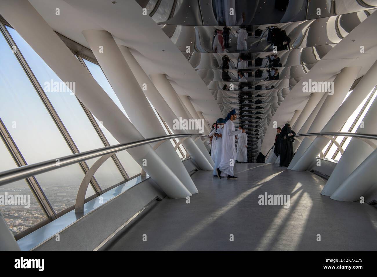 Sky Bridge Kingdom Tower Building Riyadh Arabie Saoudite Banque D'Images
