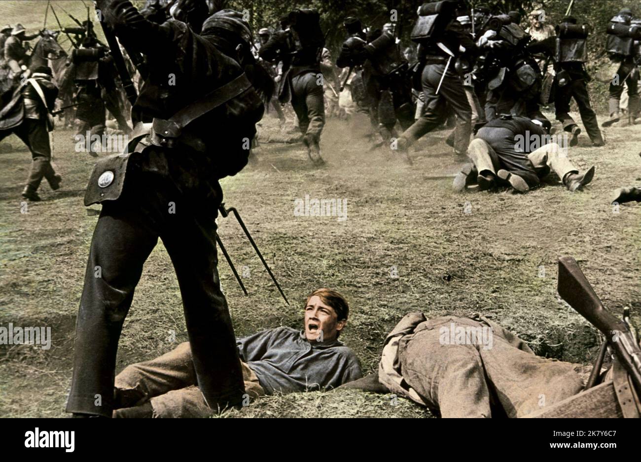 Phillip Alford film Shenandoah (1965) personnages : Boy Anderson réalisateur : Andrew V. Mclaglen 03 juin 1965 **AVERTISSEMENT** cette photographie est réservée à un usage éditorial et est la propriété d'UNIVERSAL et/ou du photographe désigné par la société de production et ne peut être reproduite que par des publications dans le cadre de la promotion du film ci-dessus. Un crédit obligatoire pour UNIVERSAL est requis. Le photographe doit également être crédité lorsqu'il est connu. Aucune utilisation commerciale ne peut être accordée sans autorisation écrite de The film Company. Banque D'Images