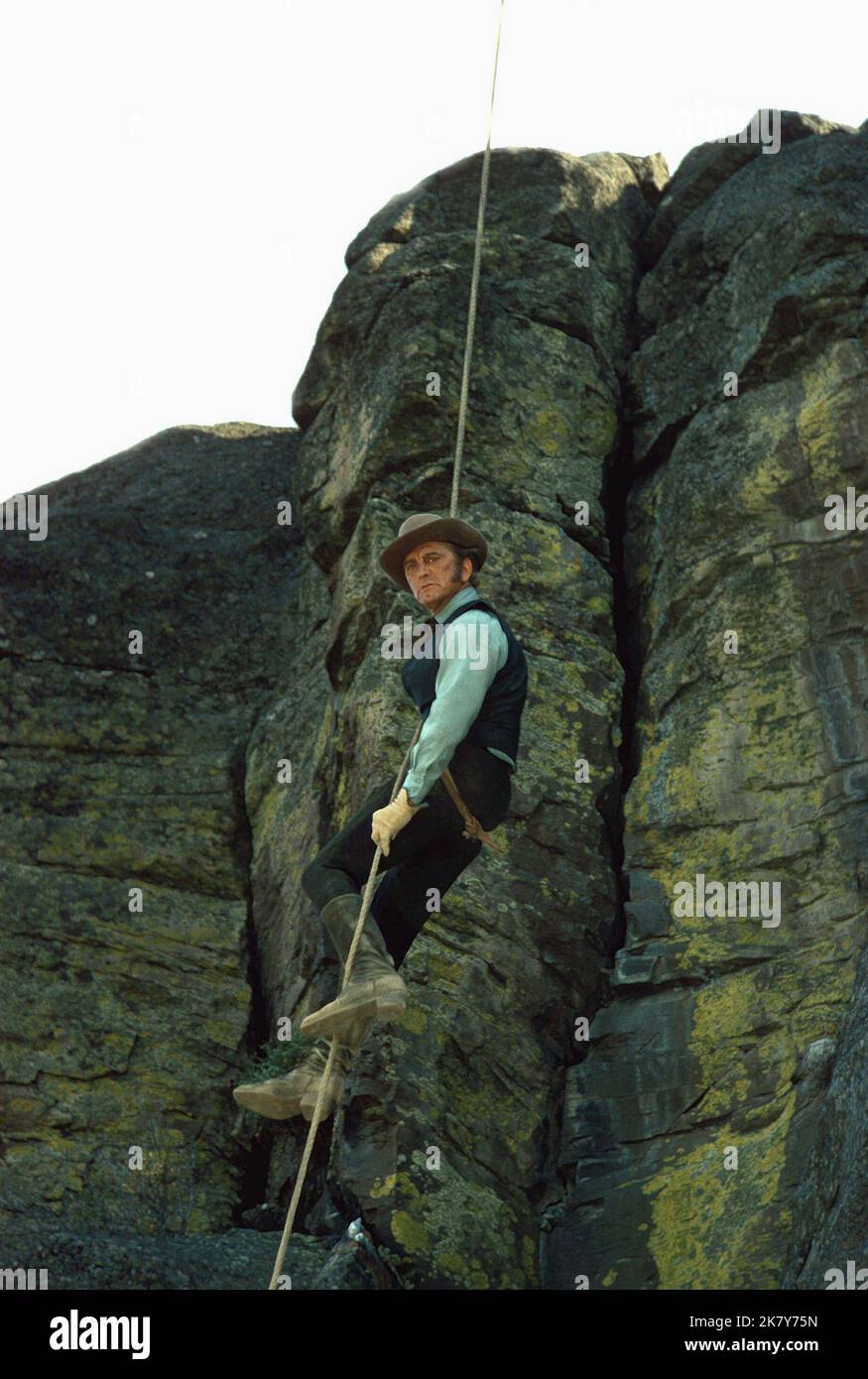 KIRK Douglas film: The Way West (USA 1967) personnages: Le sénateur William J. Tadlock / Literaturverfilmung (basé sur le livre de A.B. Guthrie Jr.) Directeur: Andrew V. Mclaglen 24 mai 1967 **AVERTISSEMENT** cette photographie est destinée à un usage éditorial exclusif et est protégée par les droits d'auteur de HAROLD HECHT PRODUCTIONS et/ou le photographe assigné par la Société de film ou de production et ne peut être reproduite que par des publications en conjonction avec la promotion du film ci-dessus. Un crédit obligatoire pour LES PRODUCTIONS DE HAROLD HECHT est requis. Le photographe doit également être crédité lorsqu'il est connu. Aucune utilisation commerciale ne peut être accordée avec Banque D'Images