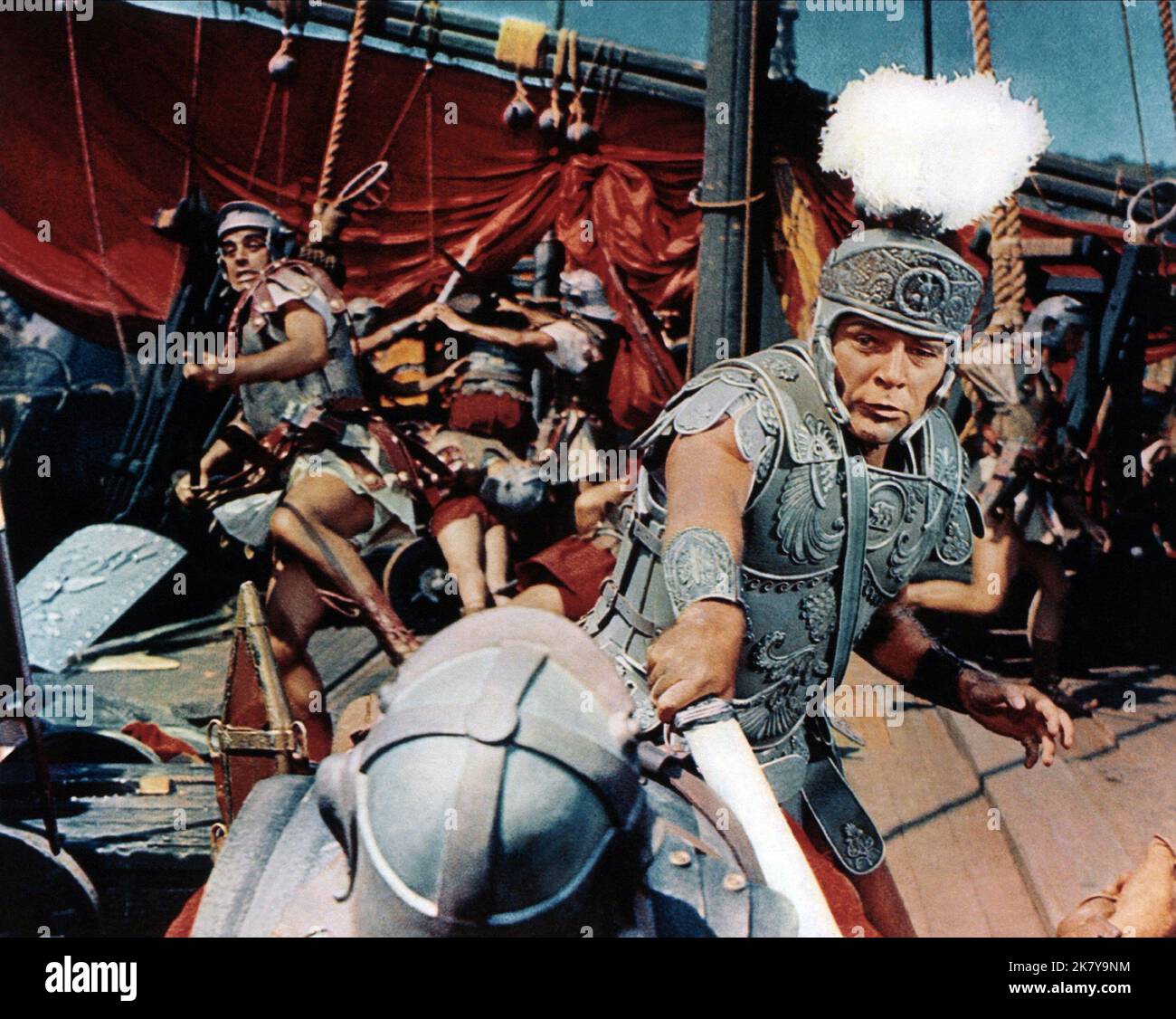 Richard Burton film Cleopatra (USA/UK/CH 1963) personnages : Antony réalisateur : Joseph L. Mankiewicz 12 juin 1963 **AVERTISSEMENT** cette photographie est réservée à un usage éditorial et est la propriété de 20TH CENTURY FOX et/ou du photographe désigné par The film or production Company et ne peut être reproduite que par des publications en liaison avec la promotion du film ci-dessus. Un crédit obligatoire pour 20TH CENTURY FOX est requis. Le photographe doit également être crédité lorsqu'il est connu. Aucune utilisation commerciale ne peut être accordée sans autorisation écrite de The film Company. Banque D'Images