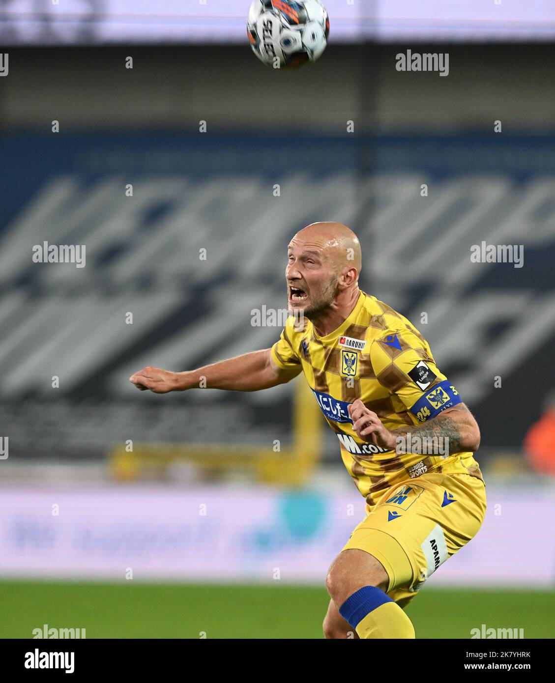 Brugges, Belgique. 19th octobre 2022. Toni Leistner (37) de STVV photographié lors d'un match de football belge de première division de Jupiler Pro League entre Club Brugge KV et Sint-Truidense VV le 13th Brugday de la saison 2022-2023 , le mercredi 19 octobre 2022 à Bruges , Belgique . PHOTO SPORTPIX | DAVID CATRY crédit: David Catry/Alay Live News Banque D'Images