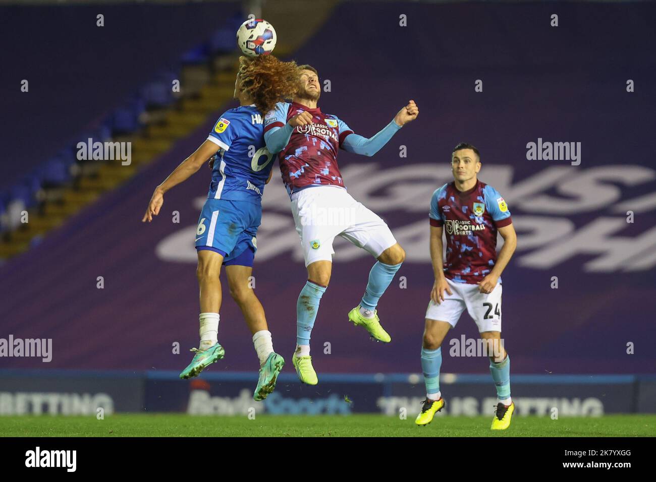 Incident choquant entre Hannibal Mejbri et Milutin Osmajic : réaction furieuse du joueur de Burnley