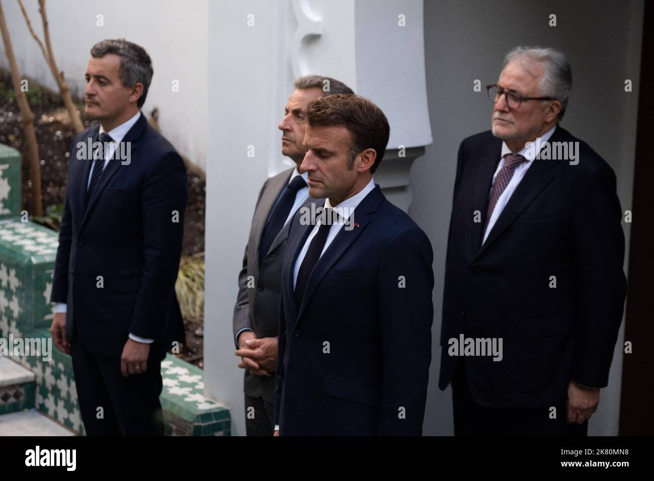 L'ancien président Nicolas Sarkozy, le ministre de l'intérieur Gerald Darmanin, l'avocat franco-algérien et recteur de la Grande Mosquée de Paris Chems-eddine Hafiz et le président Emmanuel Macron lors d'une visite pour l'exposition commémorative du siècle de l'ouverture de la Grande Mosquée de Paris, à Paris, en France, sur 19 octobre 2022. Photo de Céline Bregand/Pool/ABACAPRESS.COM Banque D'Images