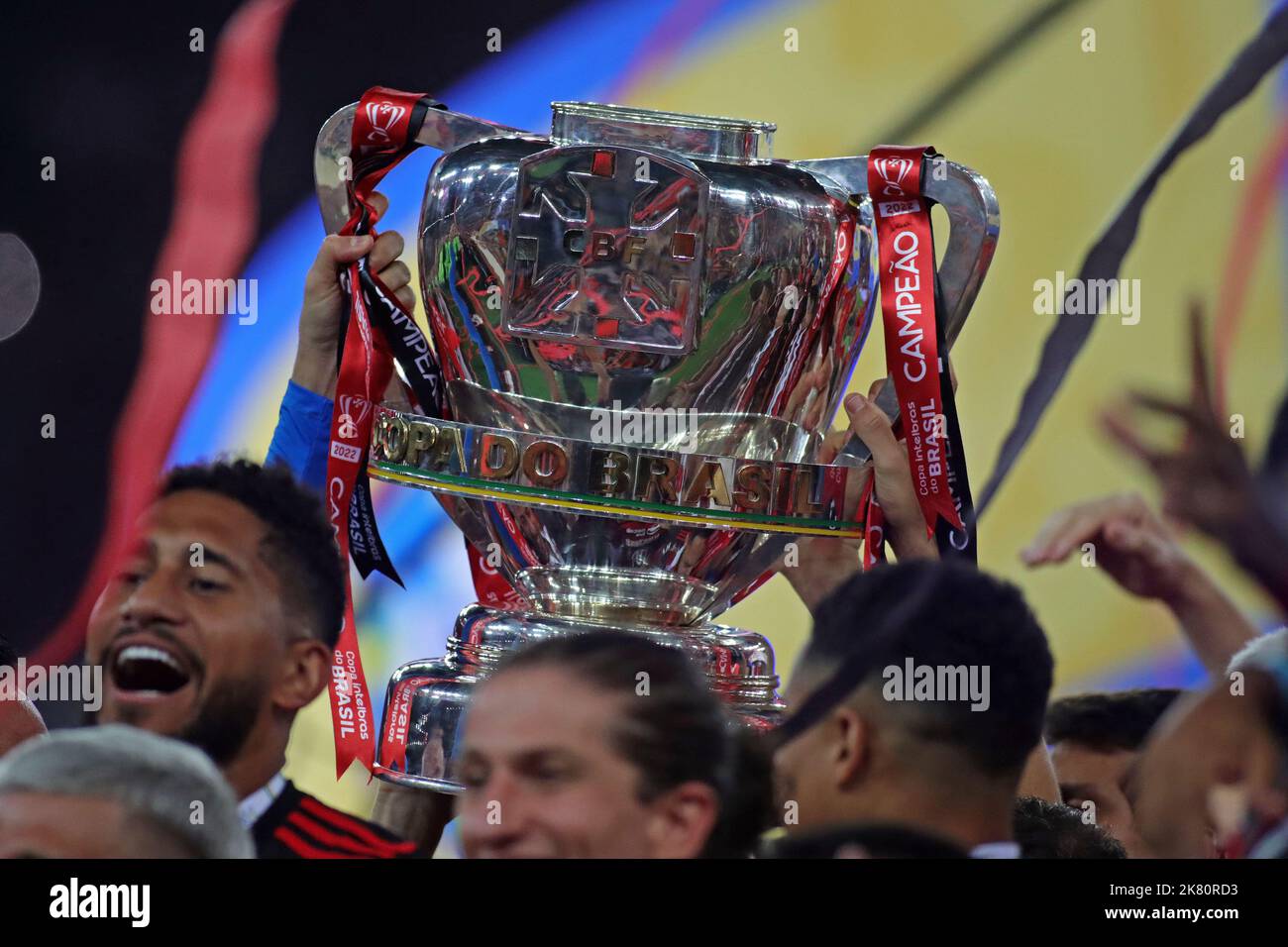 Rio de Janeiro, Brésil. 19th octobre 2022 ; Stade Maracana, Rio de Janeiro, Brésil ; finale Copa do Brasil 2022, Flamengo contre Corinthiens ; les joueurs de Flamengo célèbrent la victoire du match crédit : Images sportives action plus/Alamy Live News Banque D'Images