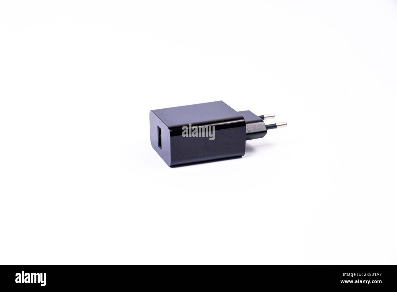 Adaptateur ou concentrateur USB de type C avec divers accessoires : poignées, hdmi, ethernet, VGA DP HDMI, câbles. Divers câbles de conversion pour ordinateurs et smartp Banque D'Images