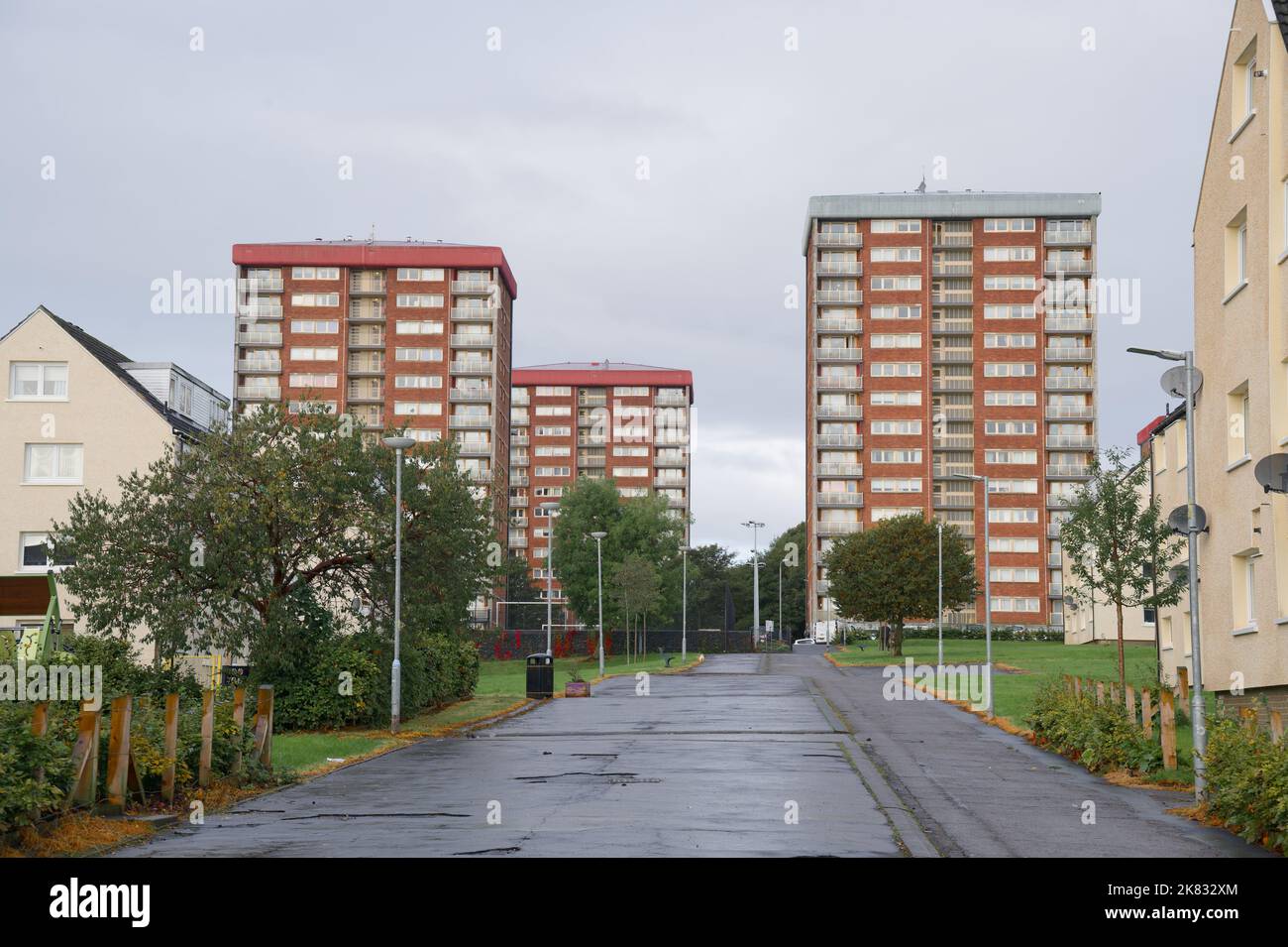 Les appartements du conseil dans les logements pauvres avec de nombreuses questions de protection sociale à Linwood Banque D'Images