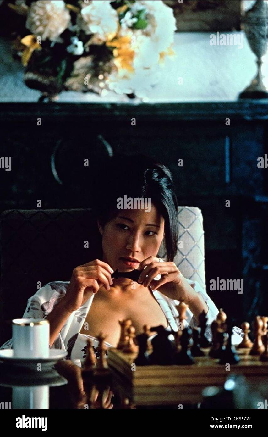 Jacqueline Kim film: The Hollywood Sign (USA/DE/NL 2001) personnages: Paula Carver Directeur: Sönke Wortmann 28 septembre 2001 **AVERTISSEMENT** cette photographie est destinée à un usage éditorial exclusif et est protégée par les droits d'auteur des IMAGES DE BLUE RIDER et/ou du photographe attribué par la Société de film ou de production et ne peut être reproduite que par des publications dans le cadre de la promotion du film ci-dessus. Un crédit obligatoire pour LES PHOTOS DE BLUE RIDER est requis. Le photographe doit également être crédité lorsqu'il est connu. Aucune utilisation commerciale ne peut être accordée sans l'autorisation écrite de la Société du film. Banque D'Images