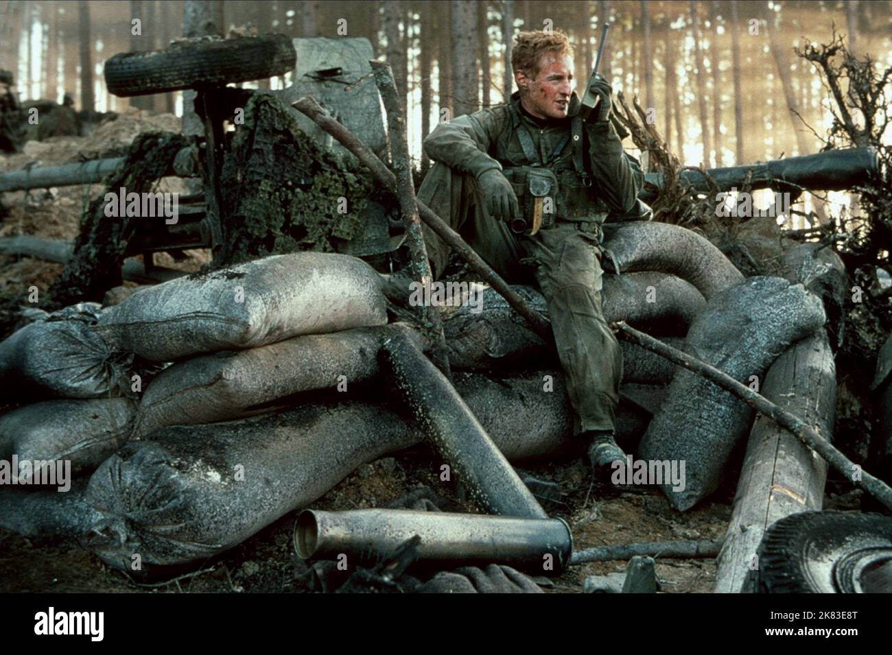 Owen Wilson film: Behind Enemy Lines (USA 2001) personnages: Lt. Chris Burnett 17 novembre 2001 **AVERTISSEMENT** cette photographie est à usage éditorial exclusif et est le droit d'auteur de 20th CENTURY FOX et/ou le photographe assigné par la Société de film ou de production et ne peut être reproduite que par des publications dans le cadre de la promotion du film ci-dessus. Un crédit obligatoire à 20th CENTURY FOX est requis. Le photographe doit également être crédité lorsqu'il est connu. Aucune utilisation commerciale ne peut être accordée sans l'autorisation écrite de la Société du film. Banque D'Images