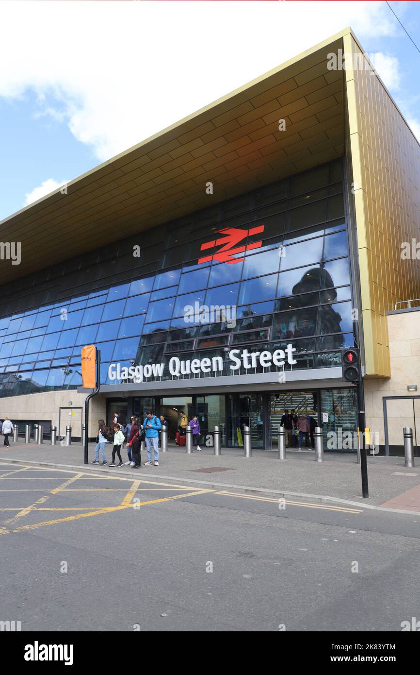 Rénové Glasgow Queen Street Station Glasgow Écosse juillet 2022 Banque D'Images