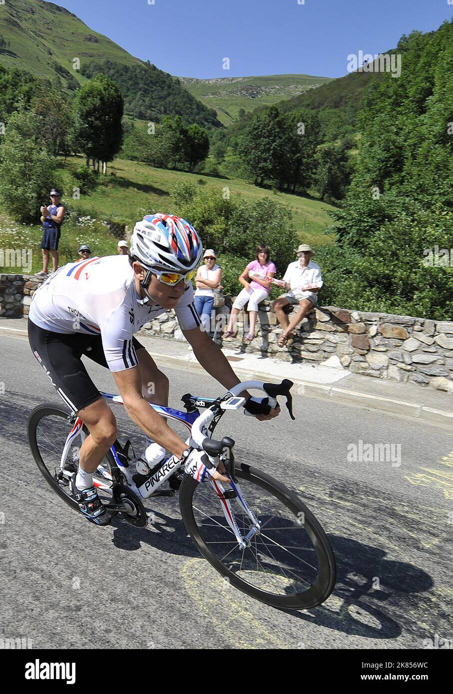 Geraint Thomas de Team Sky en action pendant la descente finale Banque D'Images