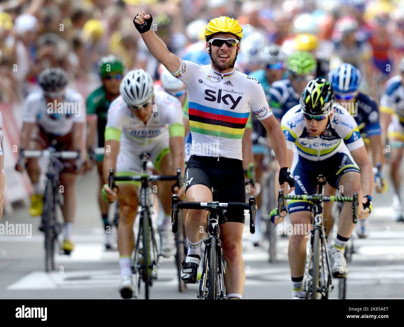 Mark Cavendish de Team Sky remporte la phase 2 du Tour de France 2012 Banque D'Images