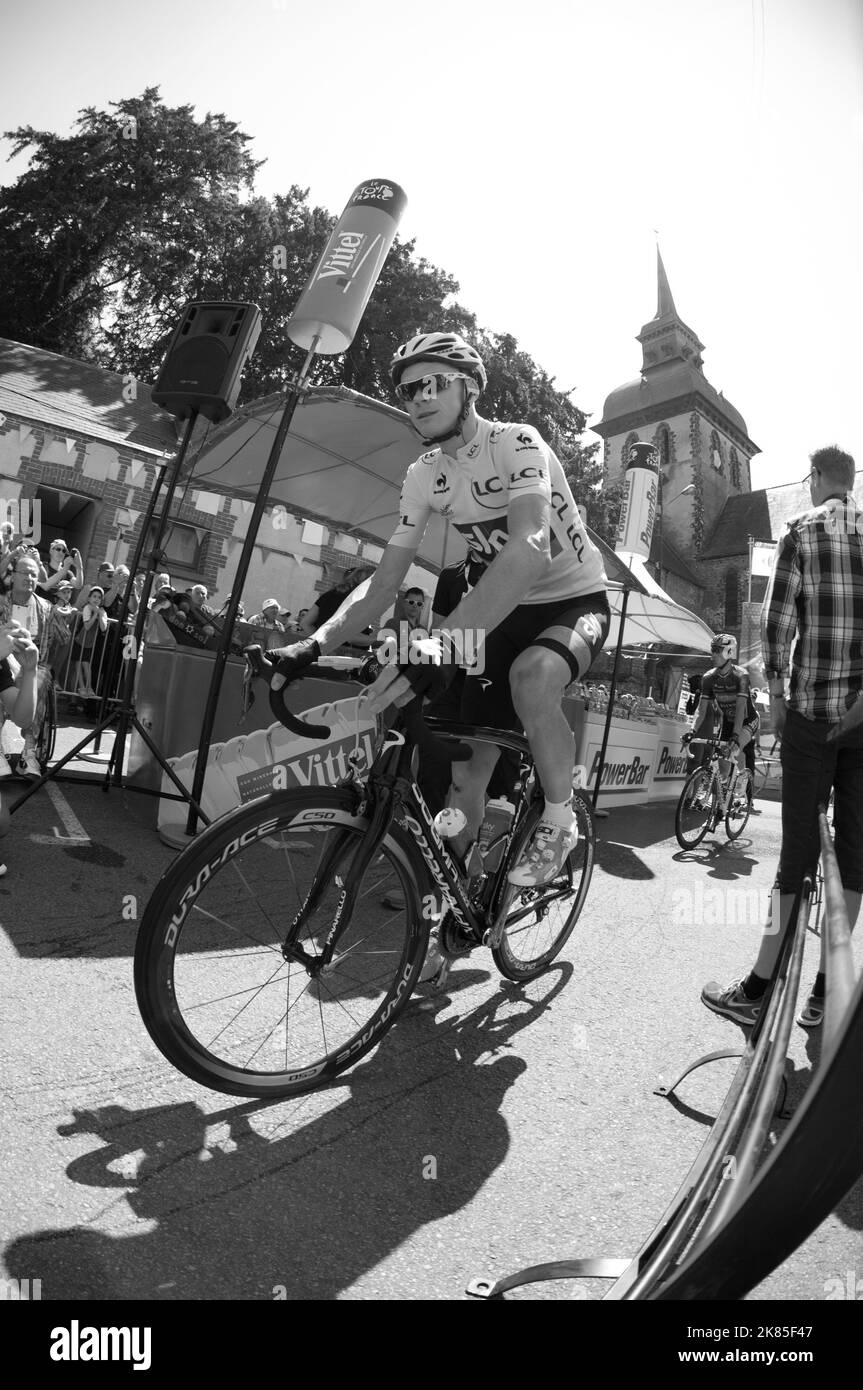 Chris Froome de Team Sky Procycling s'éloigne du podium de départ. Banque D'Images