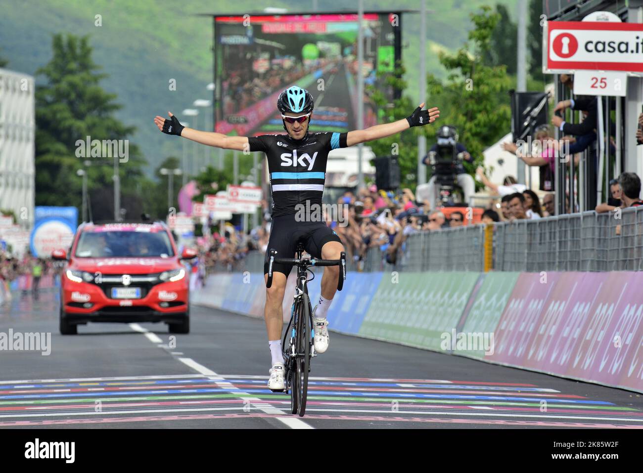 Mikel Nieve (Team Sky) remporte la scène Banque D'Images