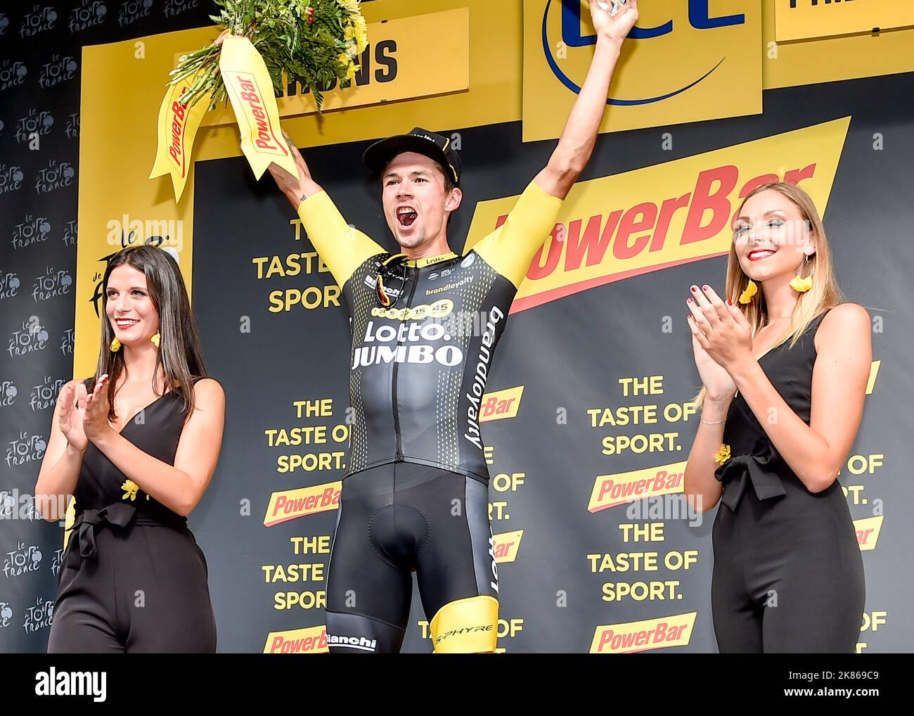 Primoz Roglic (LottoJumbo NL) fête sur le podium Banque D'Images