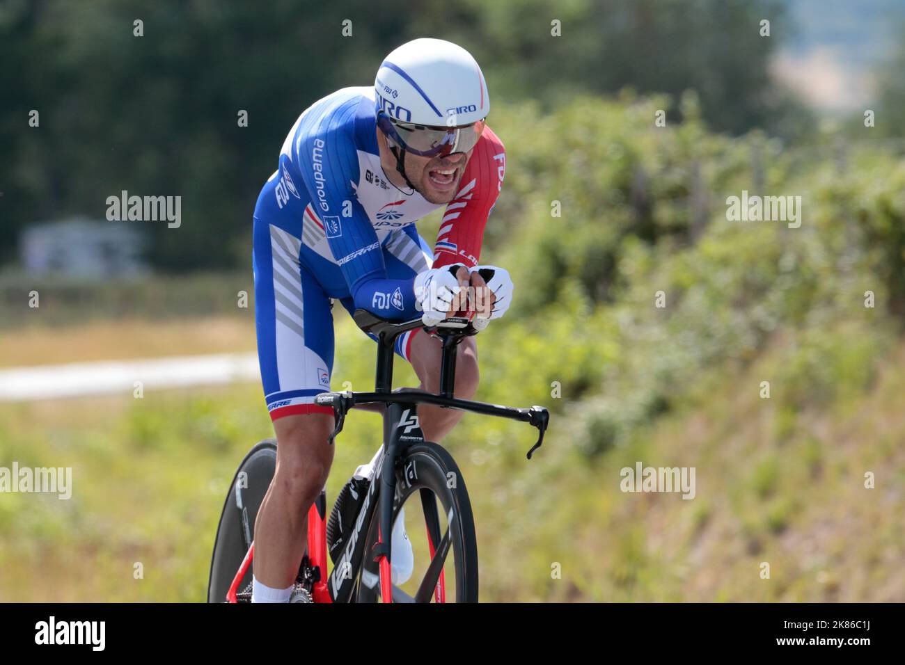 Thibault Piniot de l'équipe groupama fdkj au cours de l'étape 4 du procès à temps individuel du Criterium du Dauphine à Roanne, France, le mercredi 12, 2019. Banque D'Images