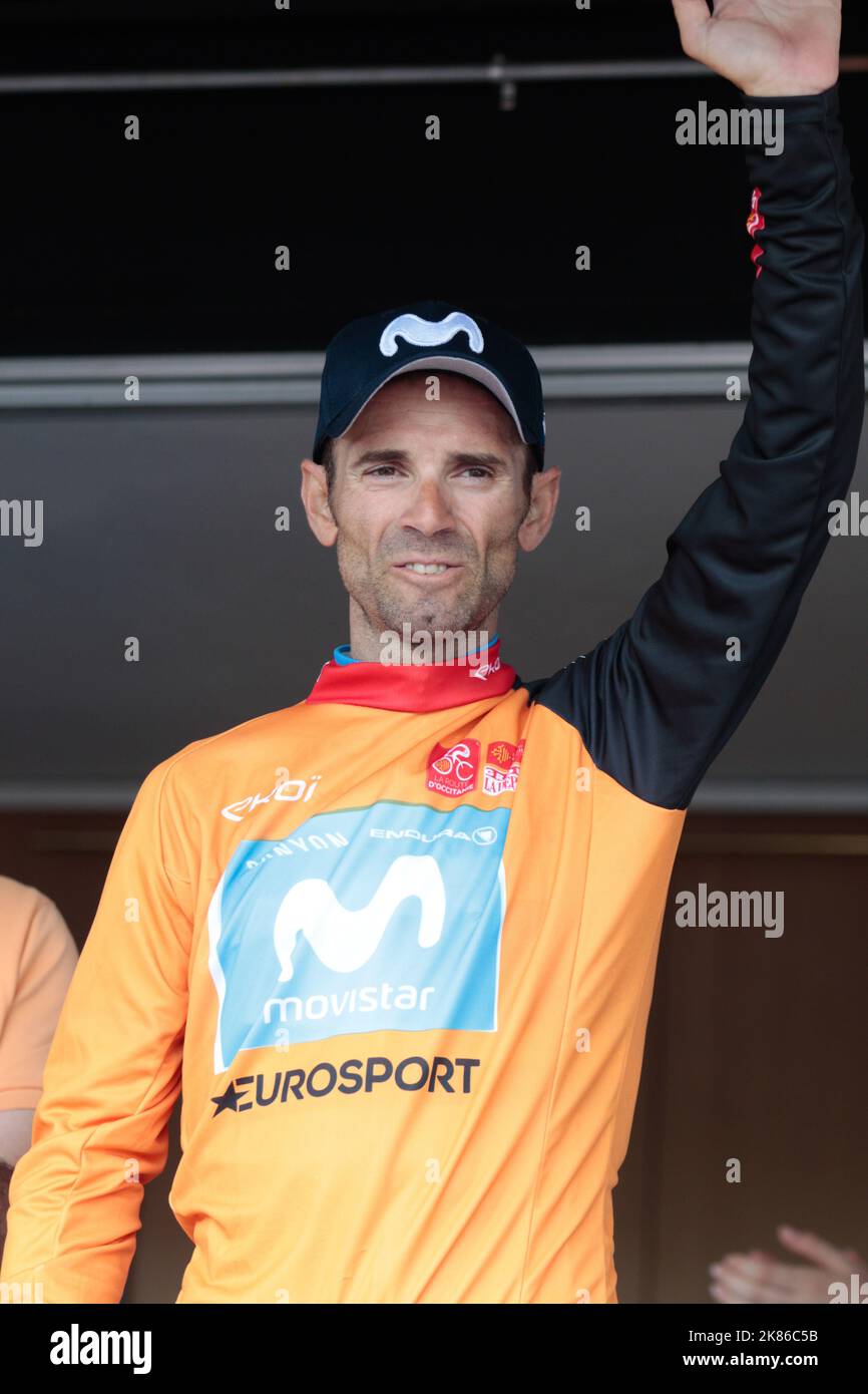 Alejandro Valverde champion du monde pour l'espagne et movistar sur scène après avoir remporté la route d'Occitanie 1 Banque D'Images