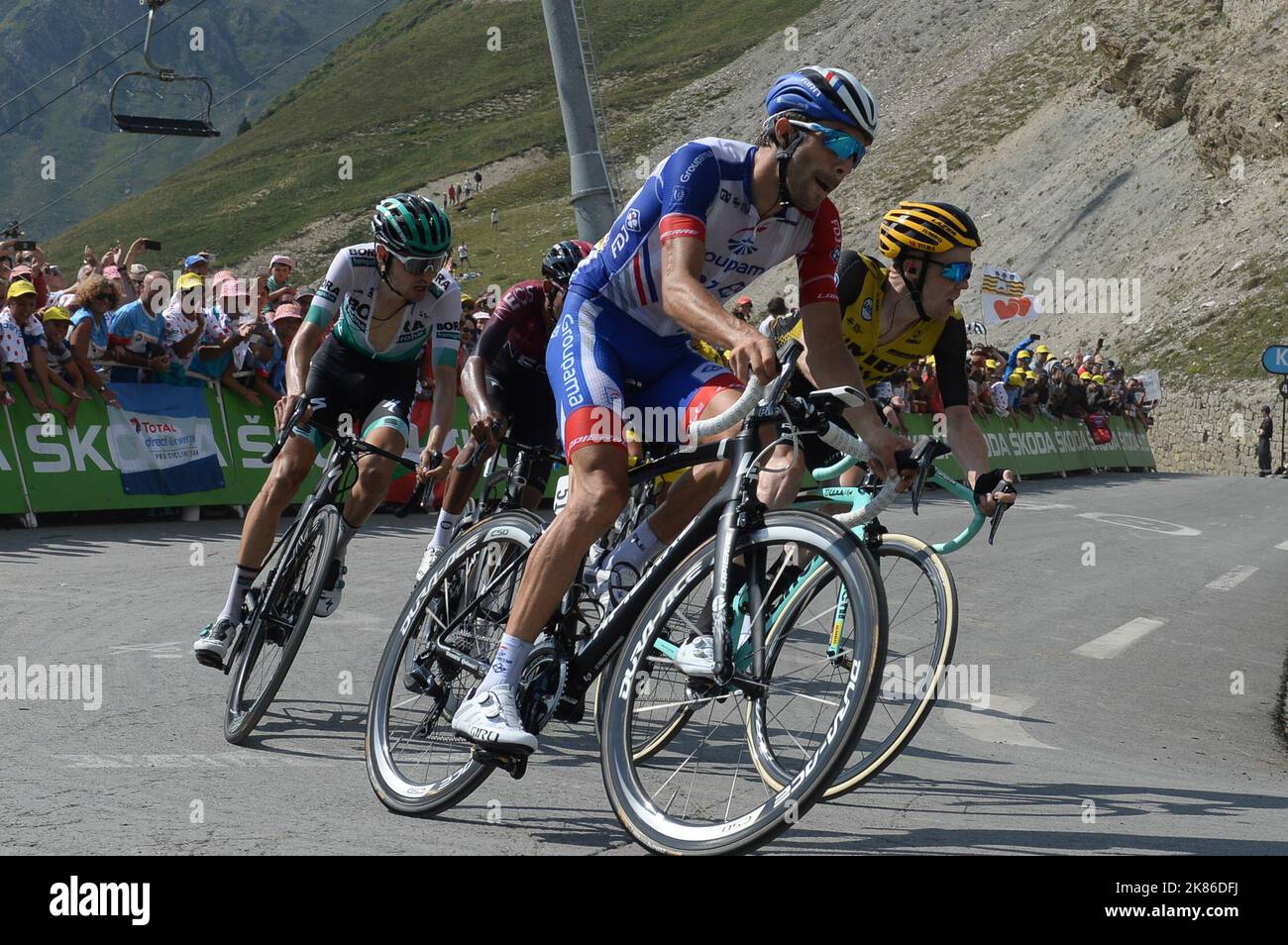 Thibaut Pinot dirige le premier groupe sur le Tourmalet Banque D'Images