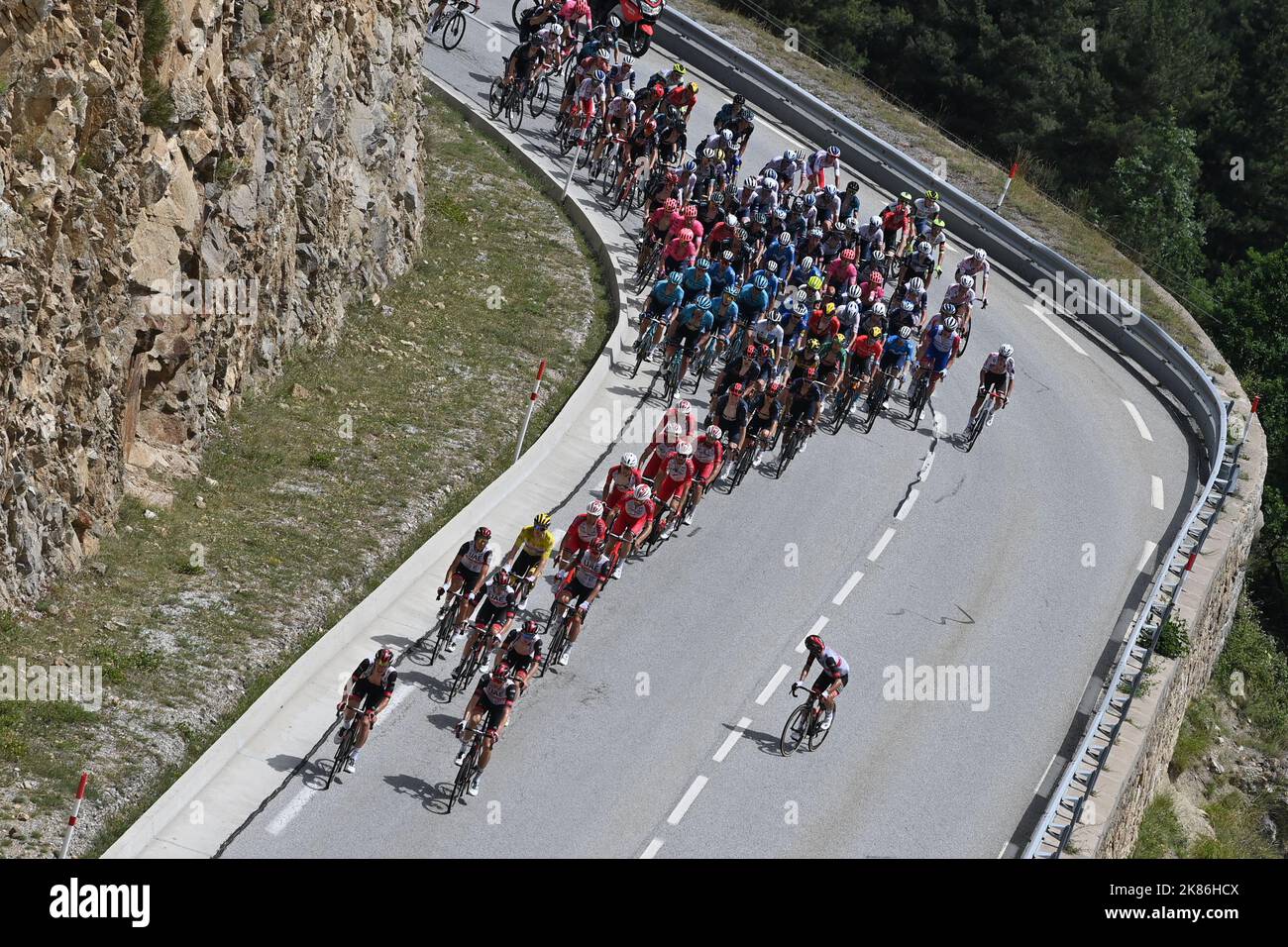 Le peloton pendant la phase 15 du Tour de France, dimanche 11th juillet 2021. Le crédit photo devrait se lire: David Stockman/GodingImages Banque D'Images