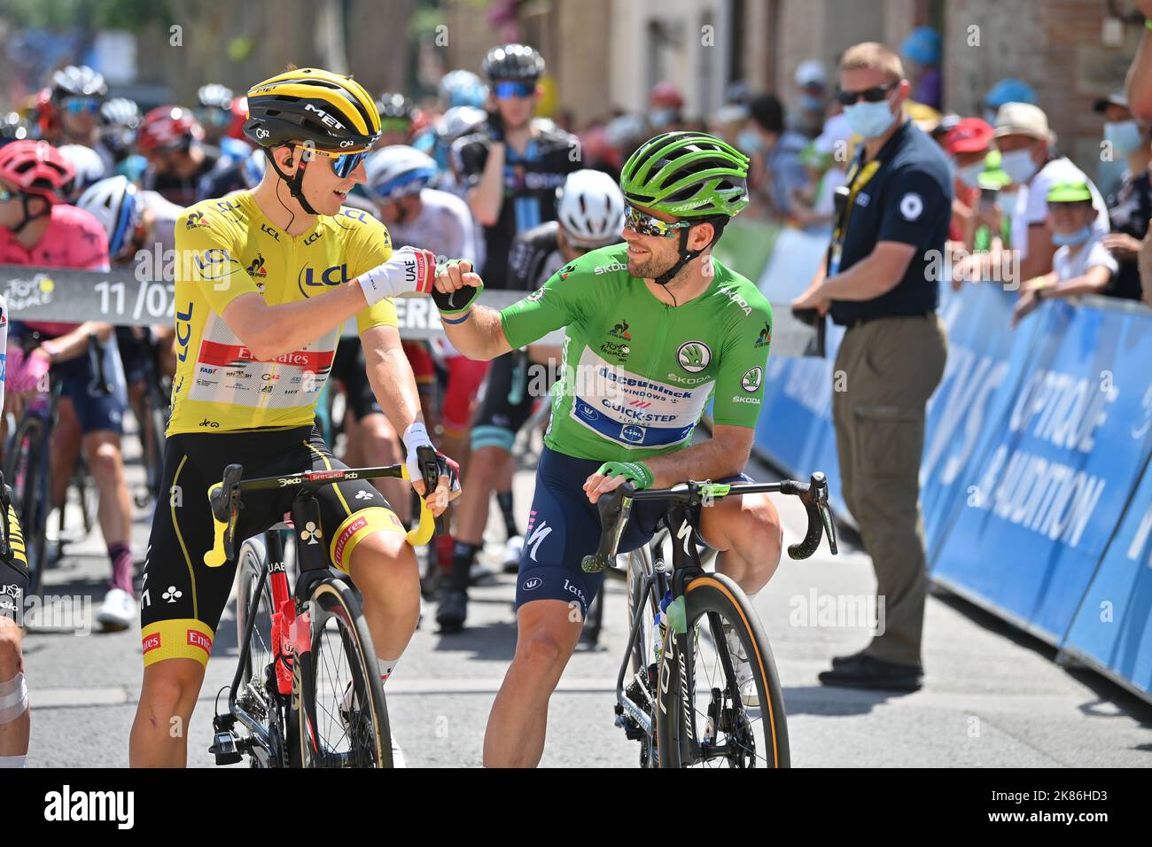 CAVENDISH Mark (GBR) de DECEUNINCK - QUICK - STEP et POGACAR Tadej (SLO) de l'équipe des Émirats Arabes Unis au début de la course pendant la phase 15 du Tour de France, dimanche 11th juillet, 2021. Le crédit photo devrait se lire: David Stockman/GodingImages Banque D'Images