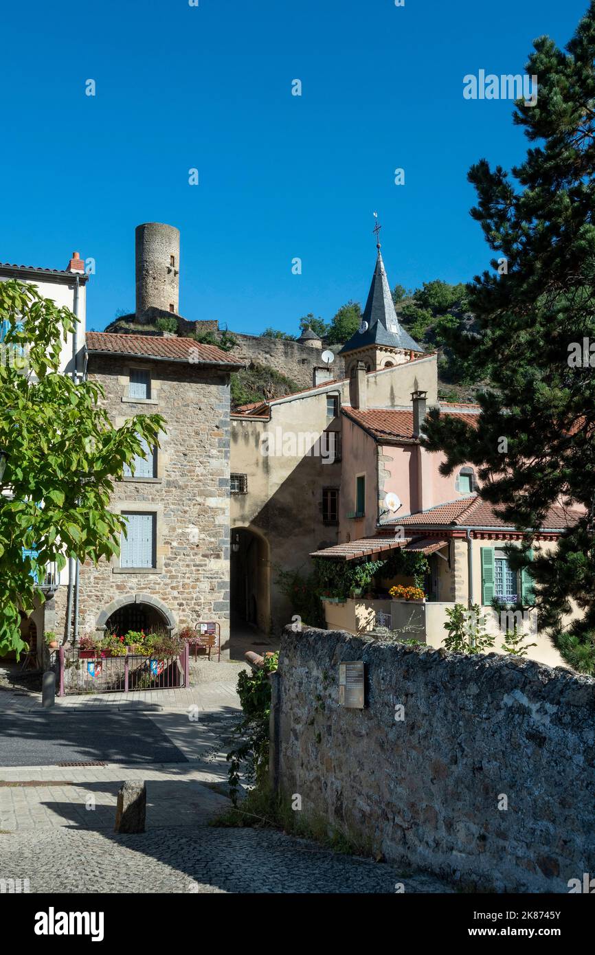 Saint Floret désigné "petite Cité de Caractèrère", Puy de Dome, Auvergne Rhône Alpes, France Banque D'Images