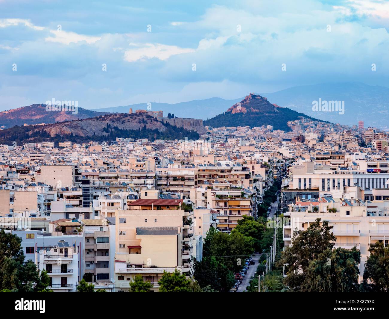 Vue vers le mont Lycabette, Athènes, Attique, Grèce, Europe Banque D'Images