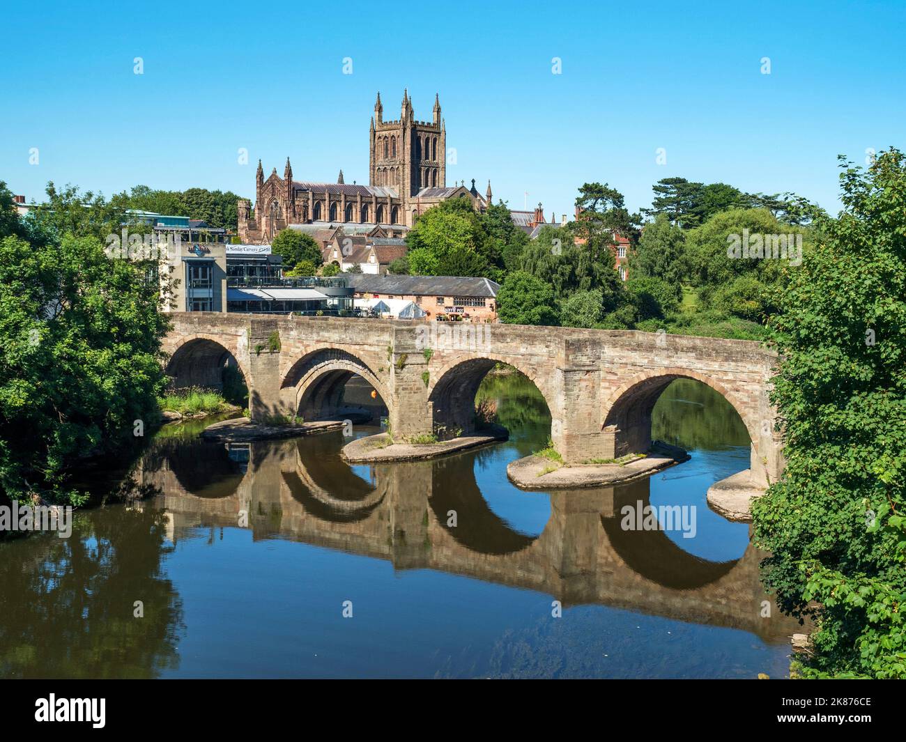 Wye Bridge et Hereford Cathedral, Hereford, Herefordshire, Angleterre, Royaume-Uni, Europe Banque D'Images