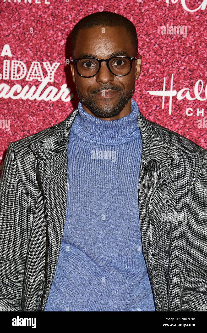 Ronnie Rowe Jr participe au compte à rebours de Noël de Hallmark Channel sur 20 octobre 2022 au radio City Music Hall de New York, New York, États-Unis. Robin Platzer/ Twin Images/ Credit: SIPA USA/Alamy Live News Banque D'Images