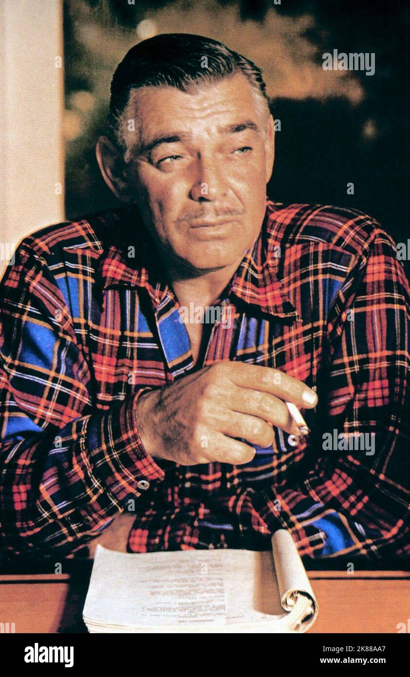 Clark Gable acteur 01 mai 1958 **AVERTISSEMENT** cette photographie est réservée à un usage éditorial et est protégée par les droits d'auteur de The film Company et/ou du photographe désigné par le film ou la production Company et ne peut être reproduite que par des publications dans le cadre de la promotion du film ci-dessus. Un crédit obligatoire à The film Company est requis. Le photographe doit également être crédité lorsqu'il est connu. Aucune utilisation commerciale ne peut être accordée sans autorisation écrite de The film Company. Banque D'Images
